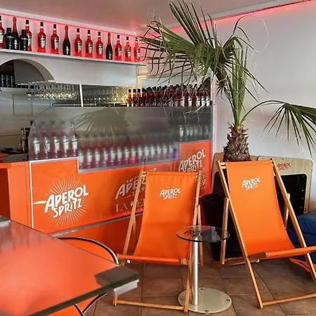 La Perla Πανσιόν 3*